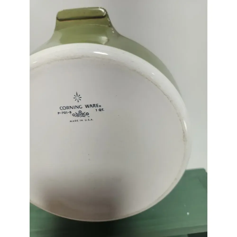 Vintage Corning Ware Avocado Green P-701-B 1 Qt Round Casserole Dish w/ Lid USA